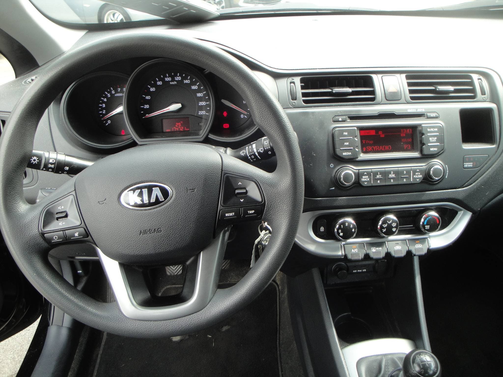 Kia Rio 1.2 5-Drs. met o.a. Audio, Airco en Cr.Control. - Thumbnail 6