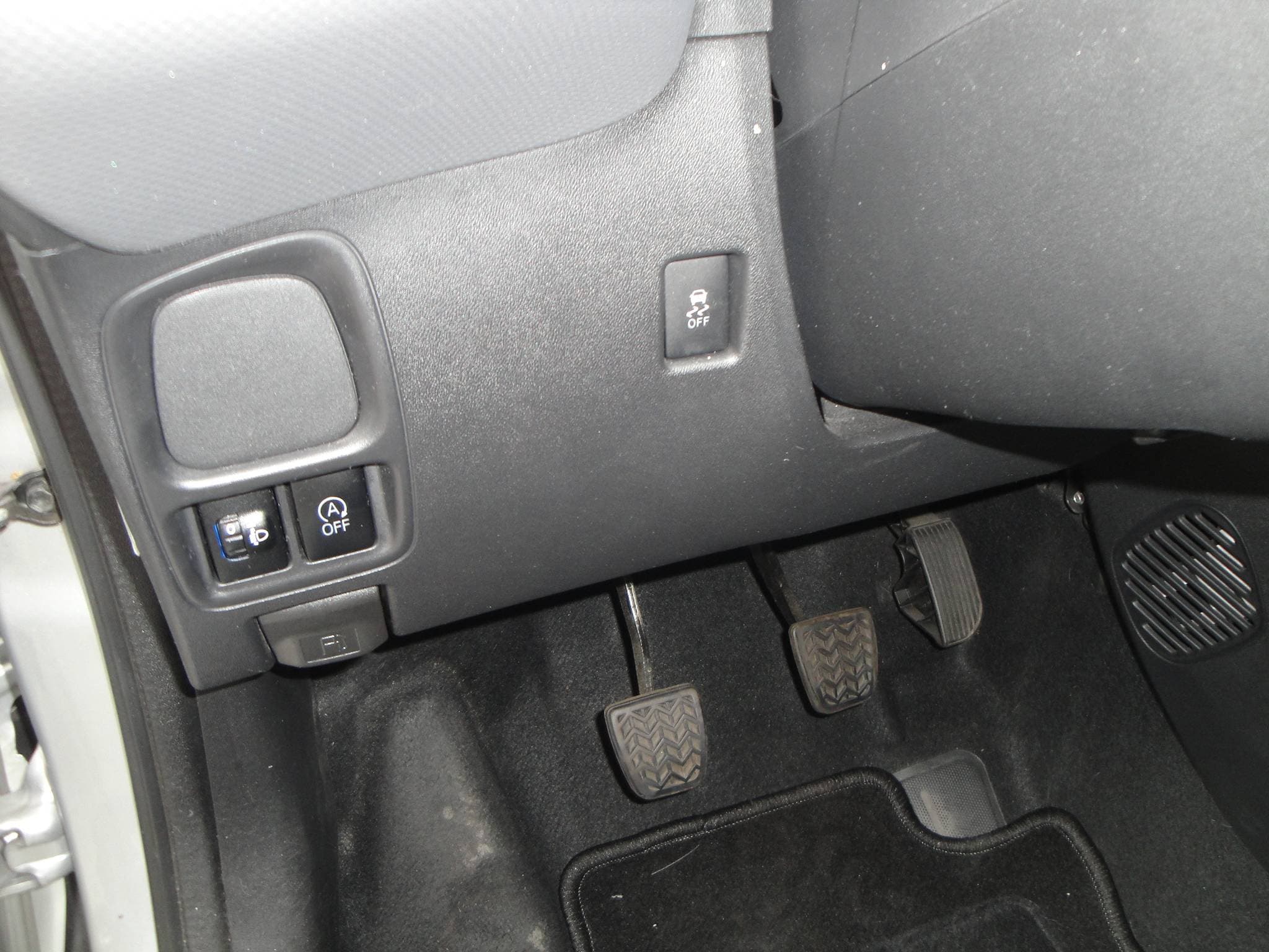 Peugeot 108 1.0 VTi 5-Drs. (10-2019) incl. Audio, Airco, etc. - Thumbnail 6