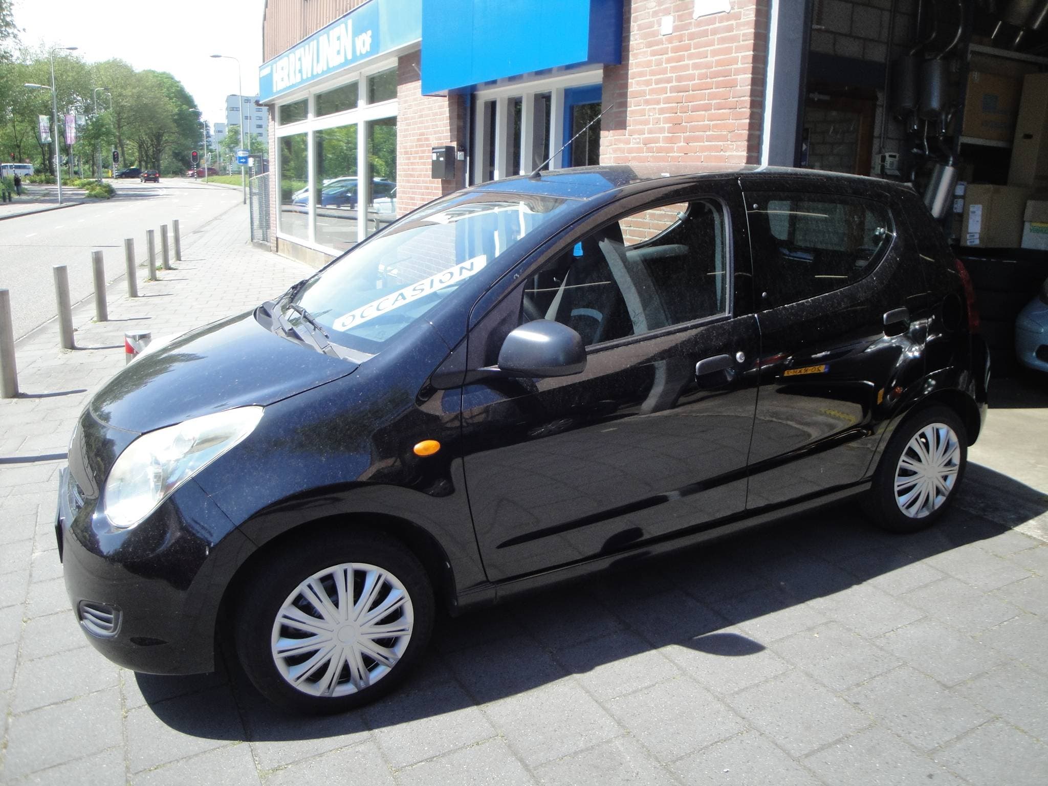 Suzuki Alto 1.0 5-Drs. Cool Comfort (1eEig.)  met o.a. Audio en Airco.