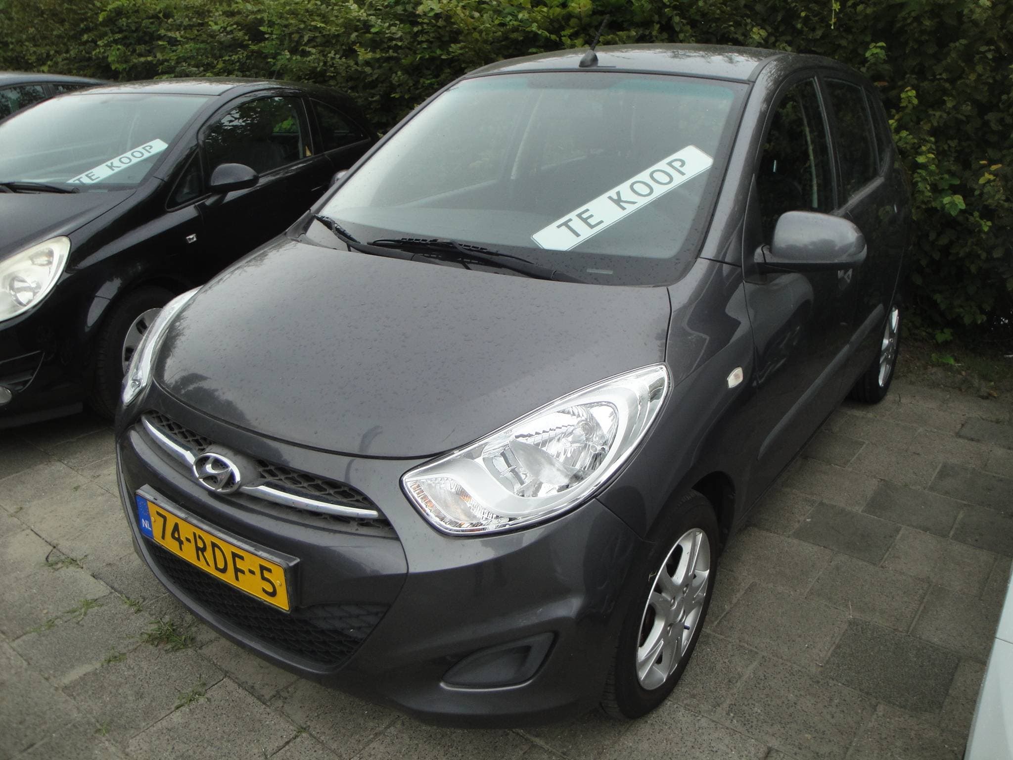 Hyundai i10 1.1 i-Drive 5-Drs. Cool  met o.a. Airco, Audio, LM-velgen, etc.